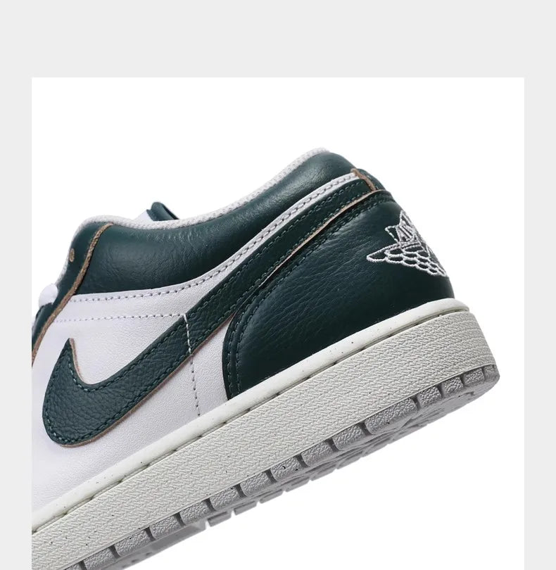 NIKE AIR JORDAN 1